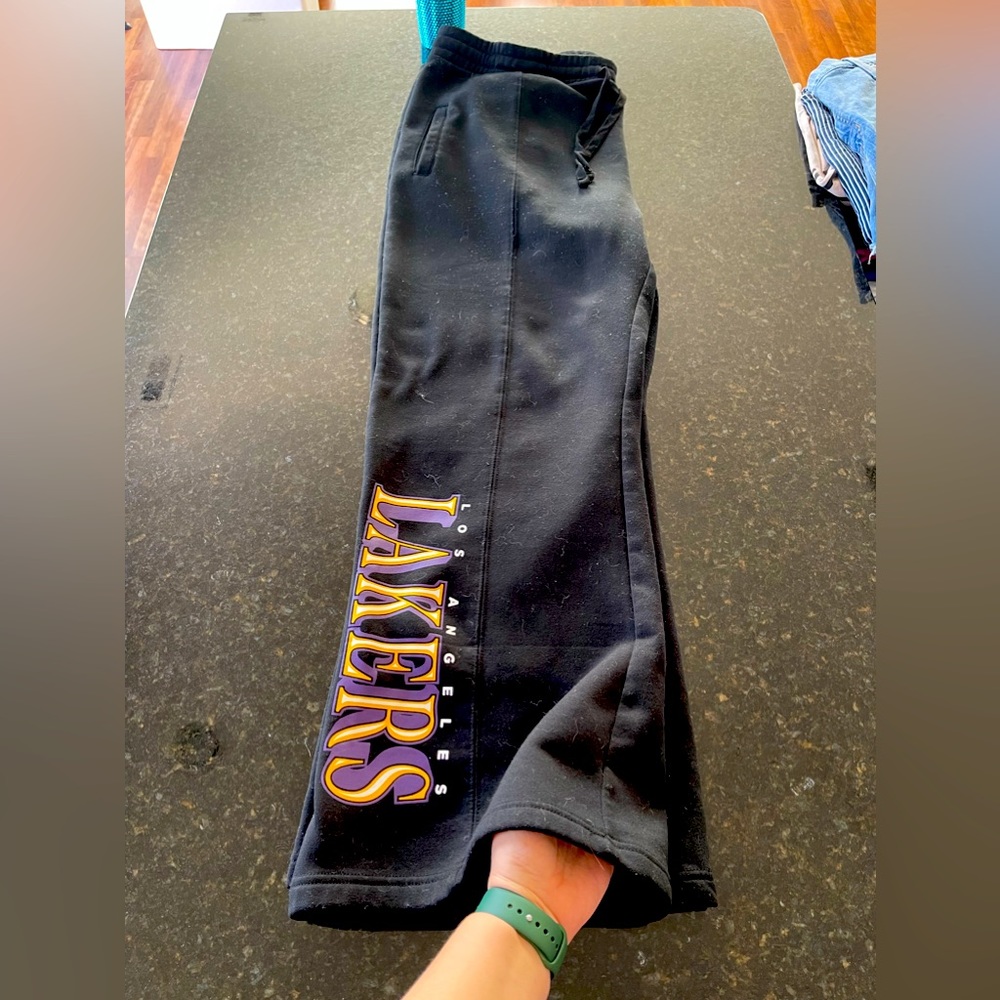 Los Angeles Lakers flared Sweatpants